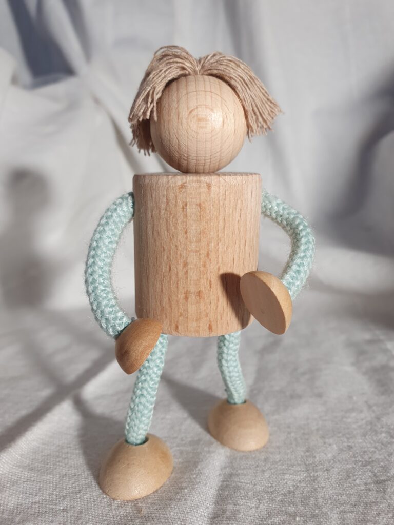 Figur groß kurz blau 1