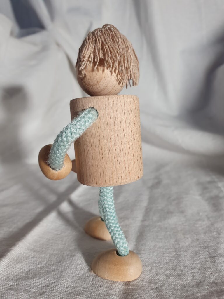 Figur groß kurz blau 2
