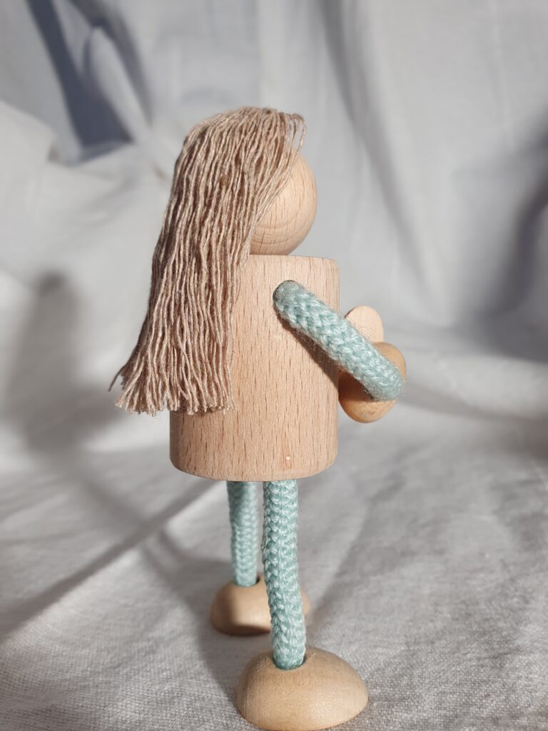 Figur groß lang blau 4
