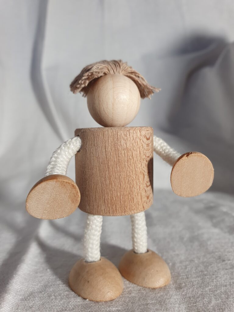 Figur klein kurz weiß 1