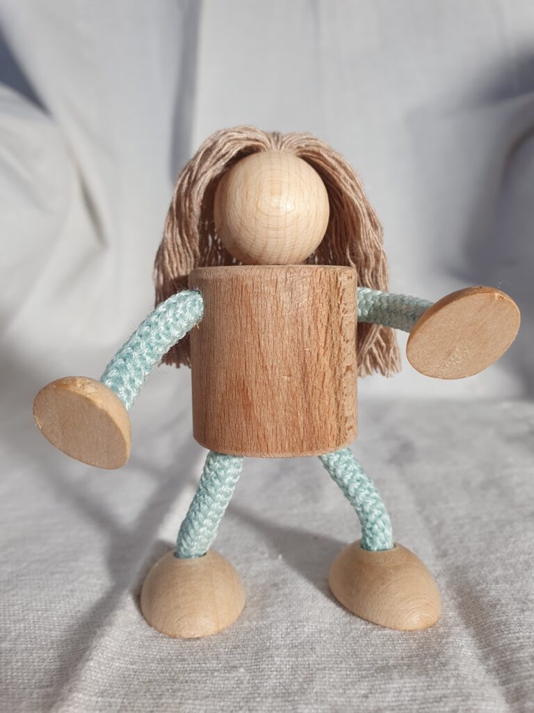 Figur klein lang blau 1